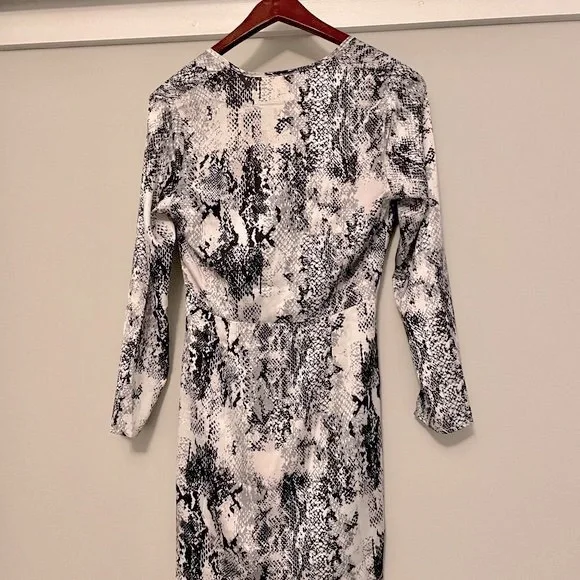 Slinky Twist Knot Snake Print Party Dress - Picture 2 of 3